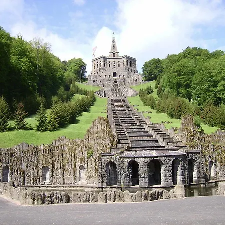 Wilhelmshoehe Nahe Ice Bhf Und Weltkulturerbe Park Kassel Exterior photo